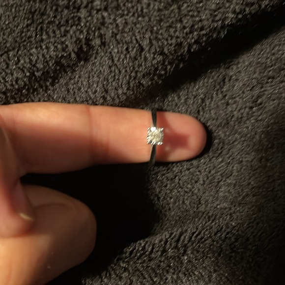 Woman rings - Picture 2 of 8